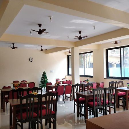 קלנגוטה Dom'S Inn מראה חיצוני תמונה