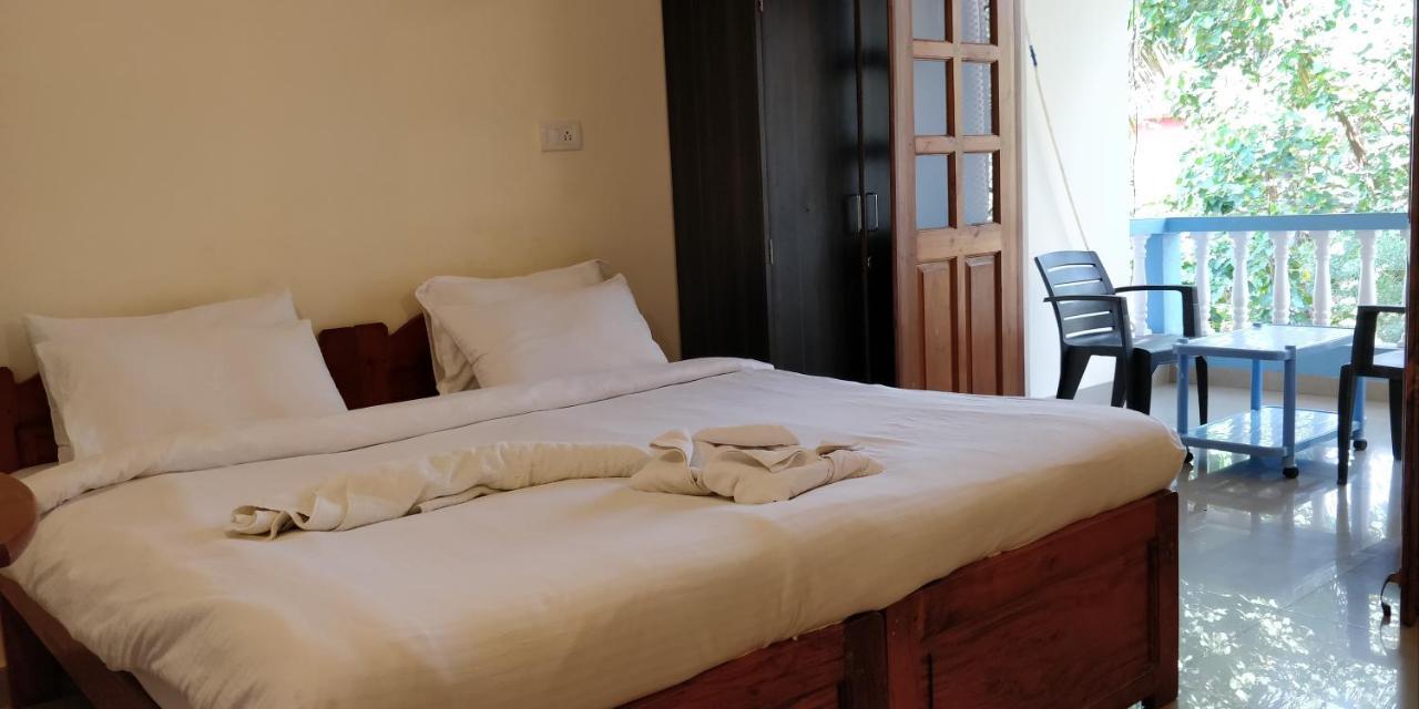 קלנגוטה Dom'S Inn מראה חיצוני תמונה